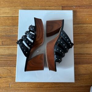 Vince Camuto Charmie Black Wedges